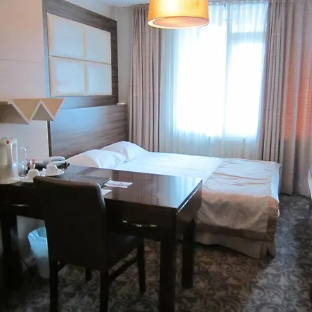 Hotell Derpa Istanbul