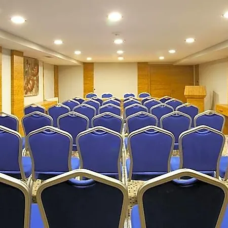 Hotel Derpa 3*