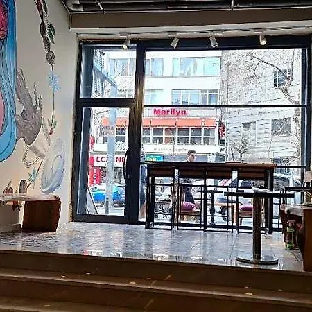 Derpa Hotel
