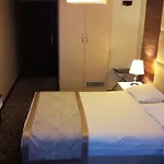 ホテル Derpa 3*